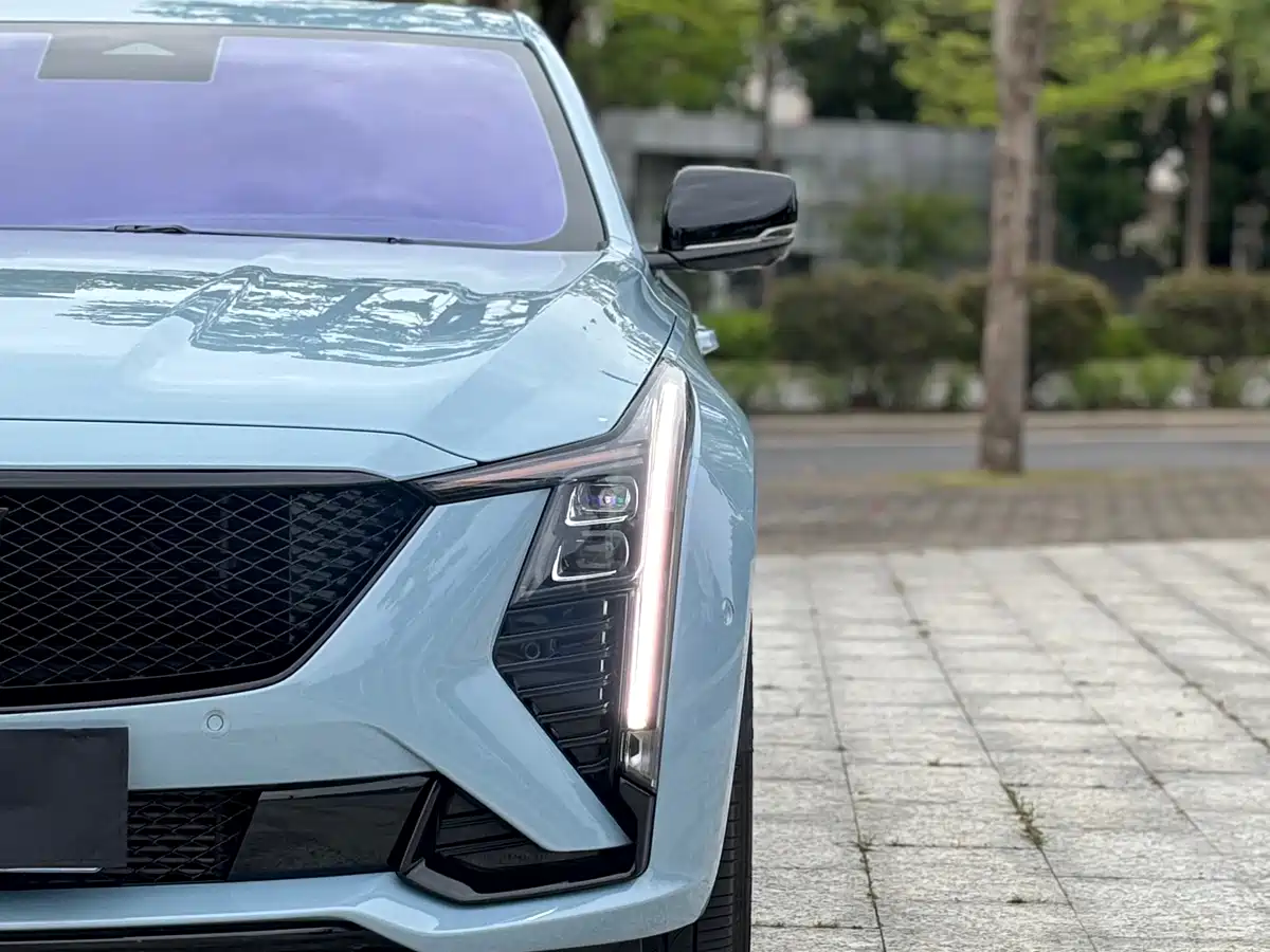 Cadillac CT5 2025 Model 28T Track Performance Edition фото 9
