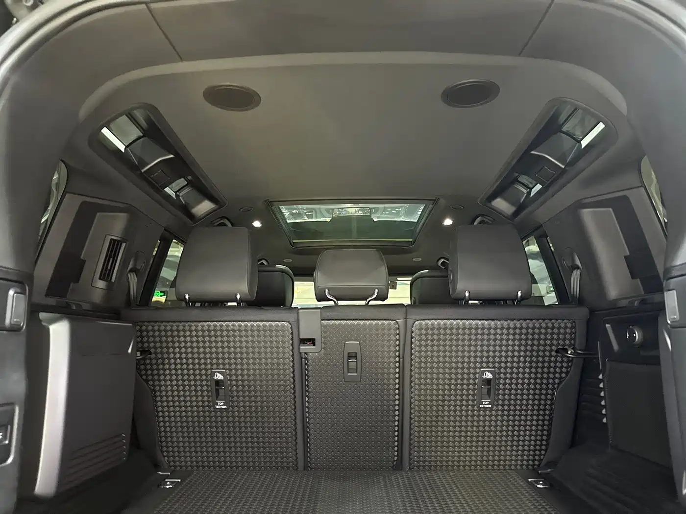 Land Rover Defender 2022 110 P400 X фото 51