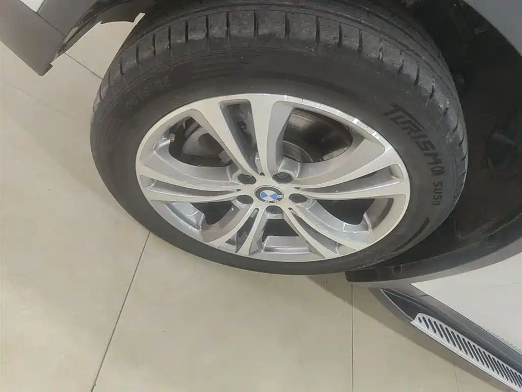 BMW X1 2016 sDrive20Li Luxury Model фото 22