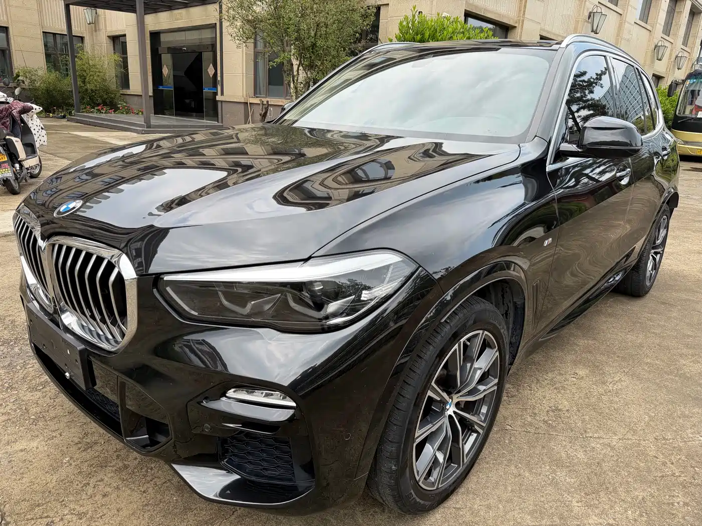 BMW X5 (Import) 2021 Facelift xDrive30i M Sport Package