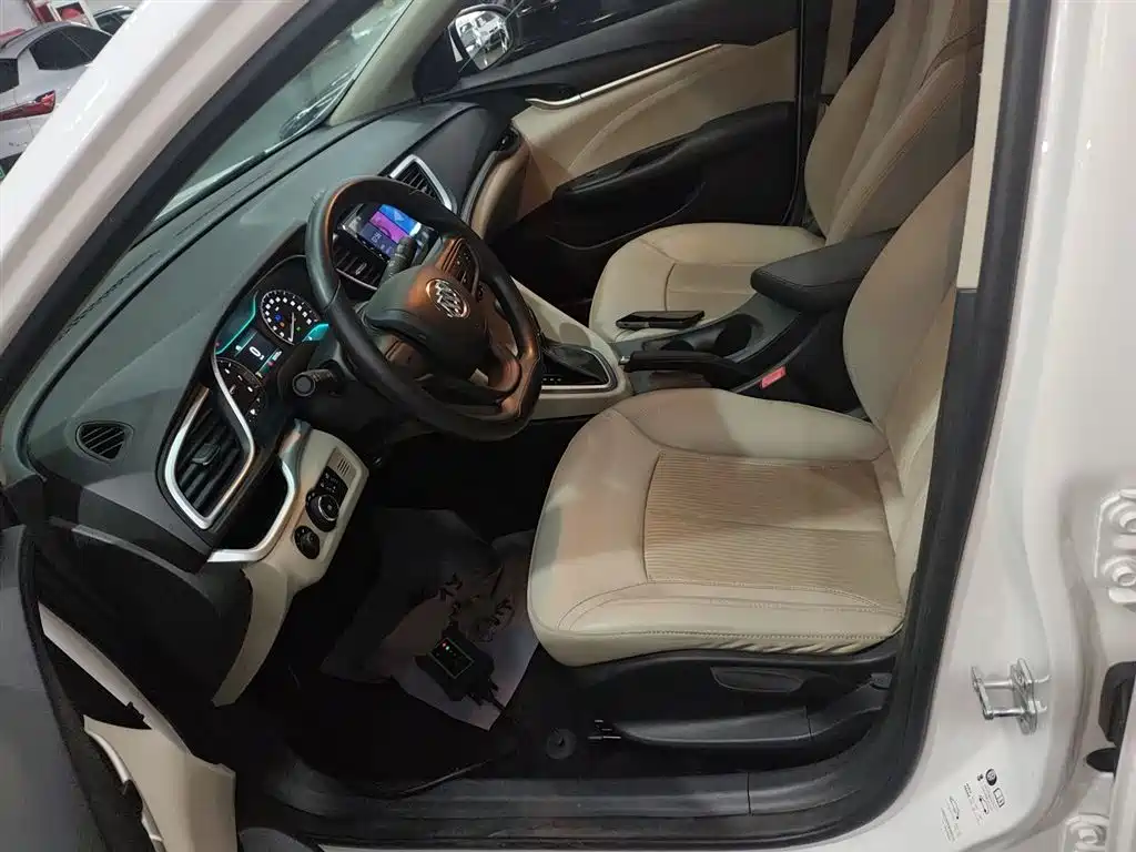 Buick Excelle 2017 15N Automatic Elite фото 15