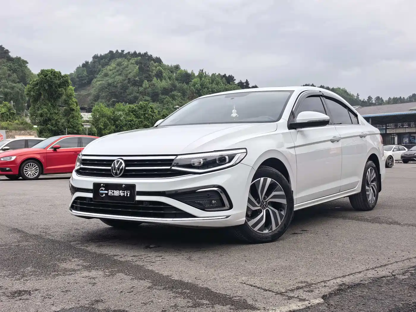 Volkswagen Bora 2023 200TSI DSG Smart Edition фото 3