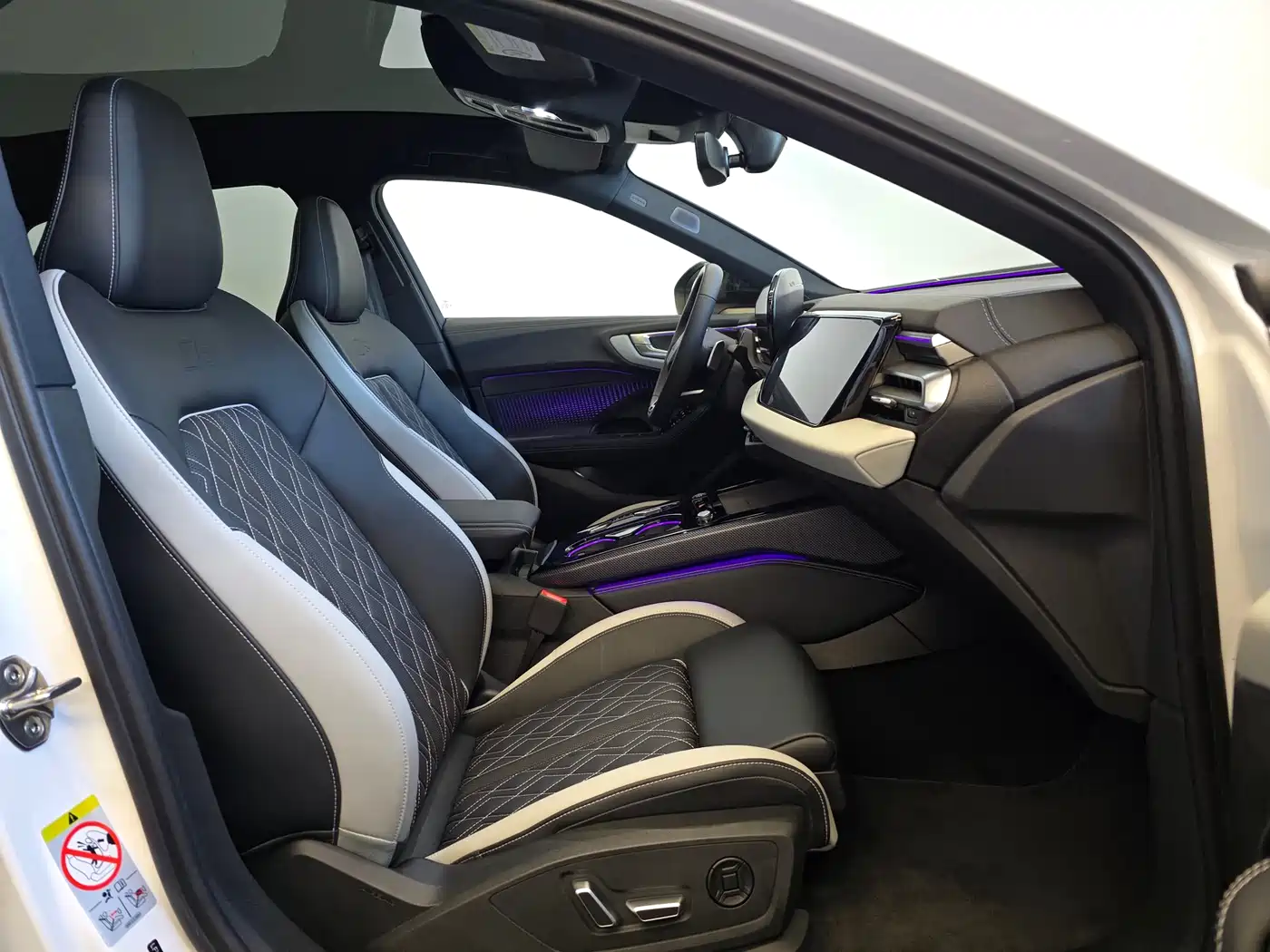 Audi A5L 2025 2.0T Sport Edition quattro фото 6