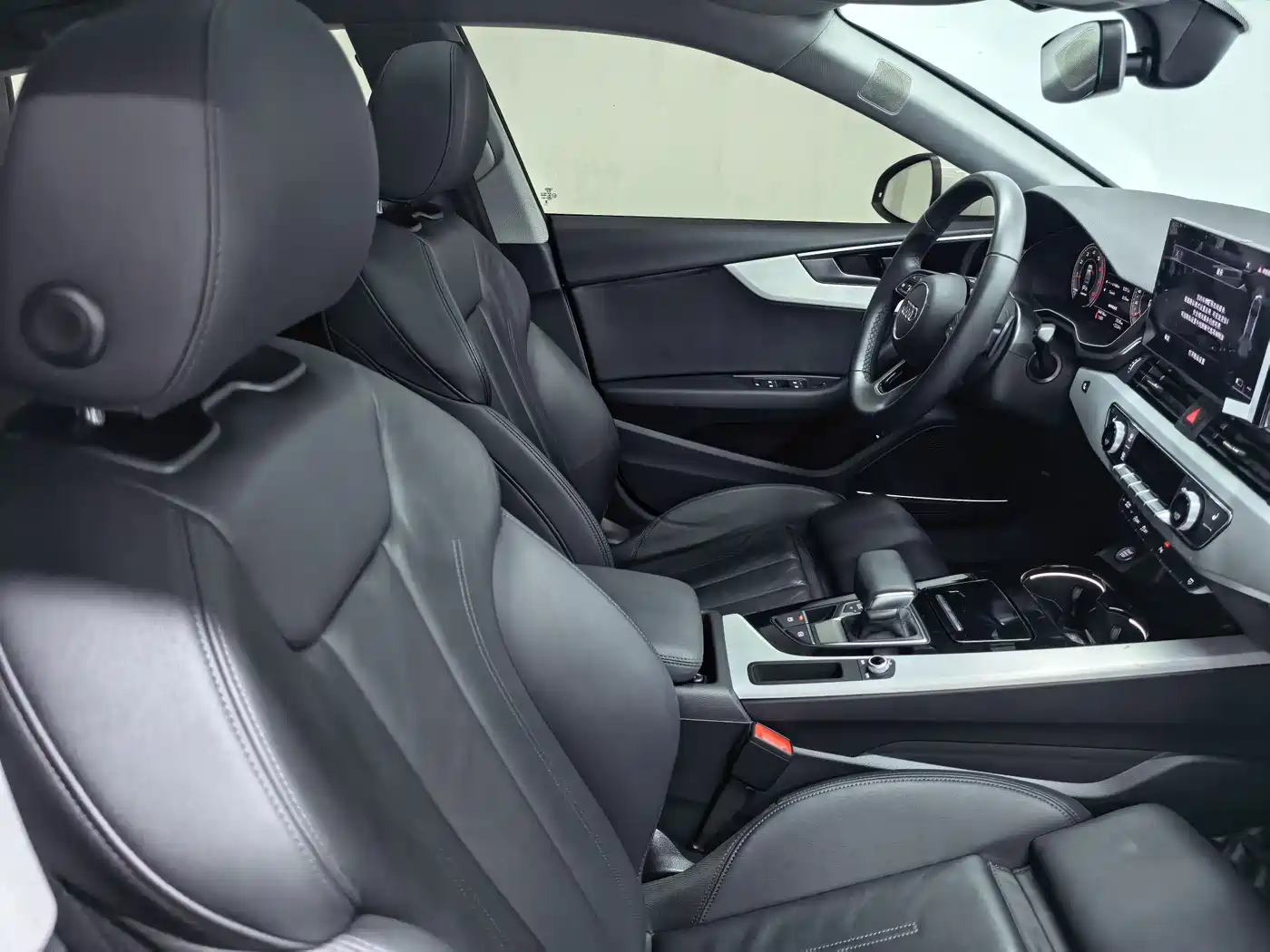 Audi A5 (Import) 2023 Sportback 40 TFSI quattro Luxury Dynamic фото 4