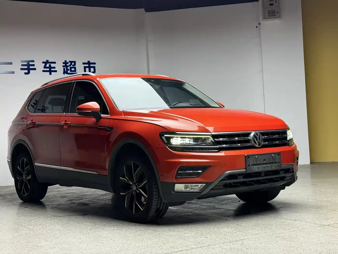 Volkswagen Tiguan L 2017 380TSI Automatic 4WD Ultimate Flagship Edition фото 3