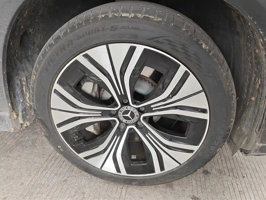 MERCEDES-BENZ EQE SUV