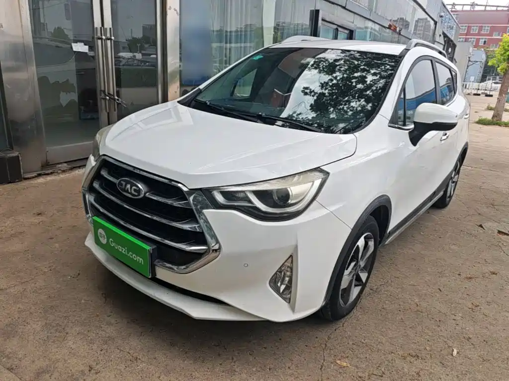 JAC Motors Refine S3 2017 2017 1.6L CVT Luxury Smart