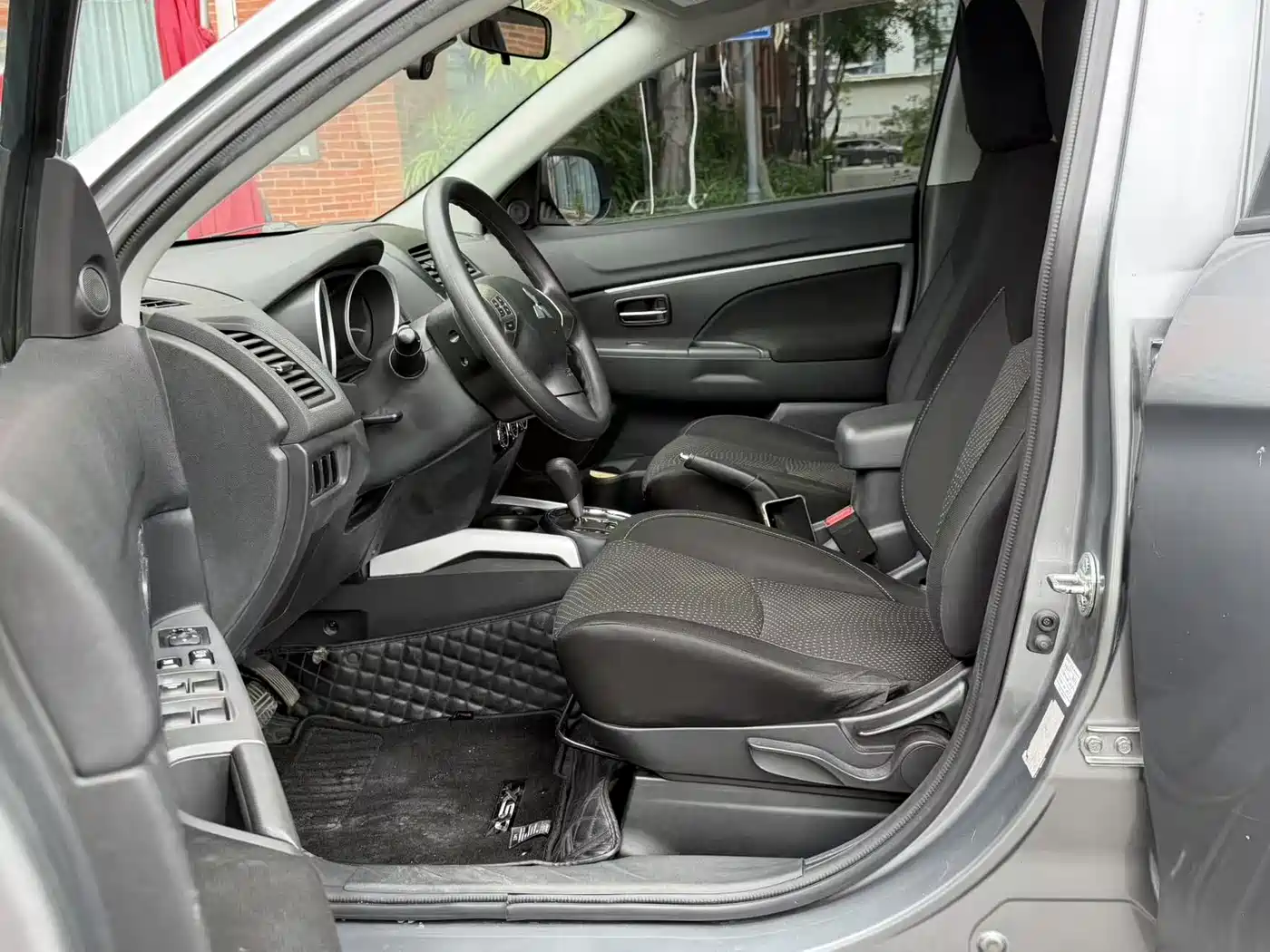 Mitsubishi ASX 2013 2.0L CVT 2WD Elite фото 8