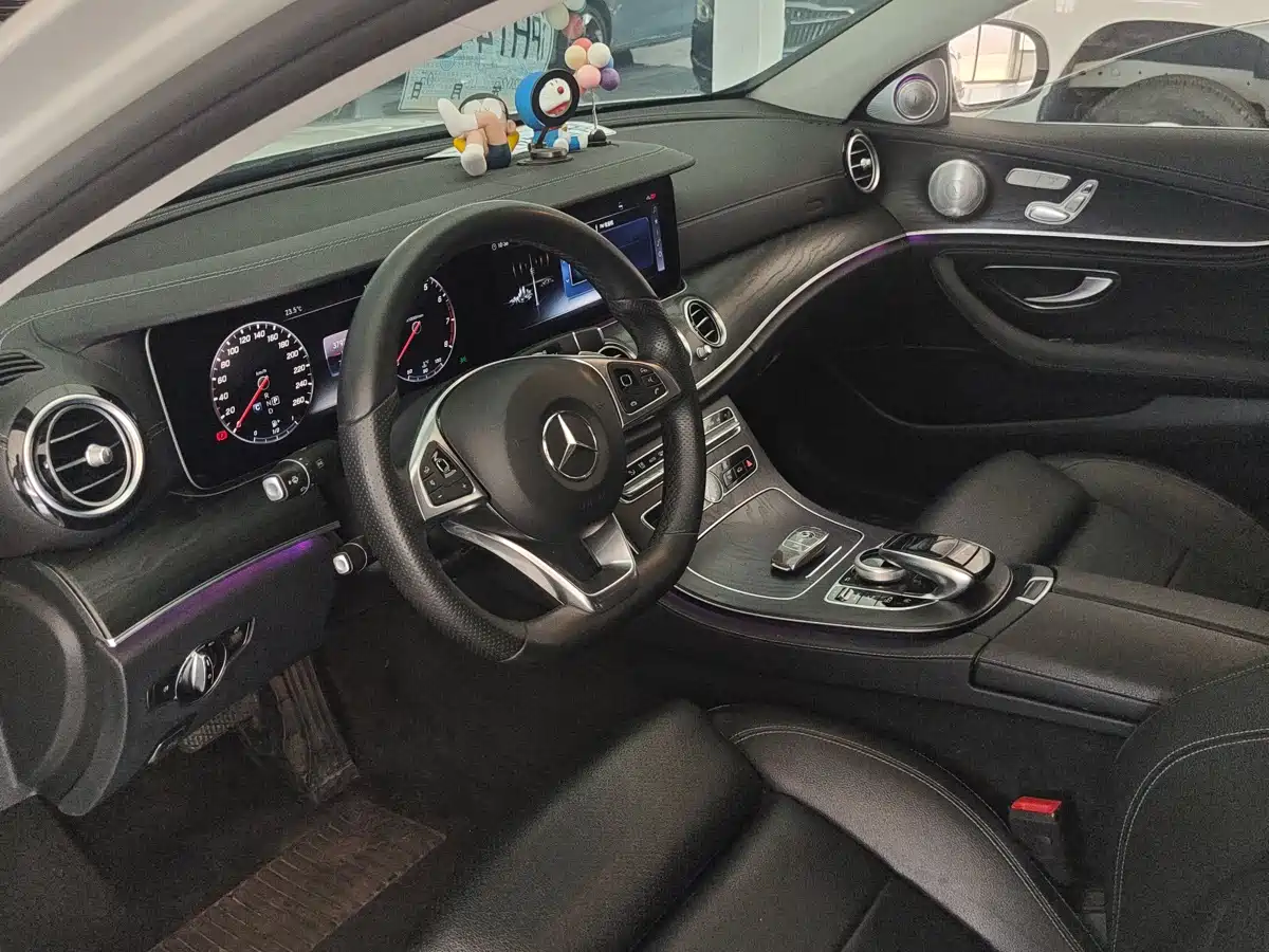 Mercedes-Benz E-Class 2018 Facelift E 200 L Sport фото 6