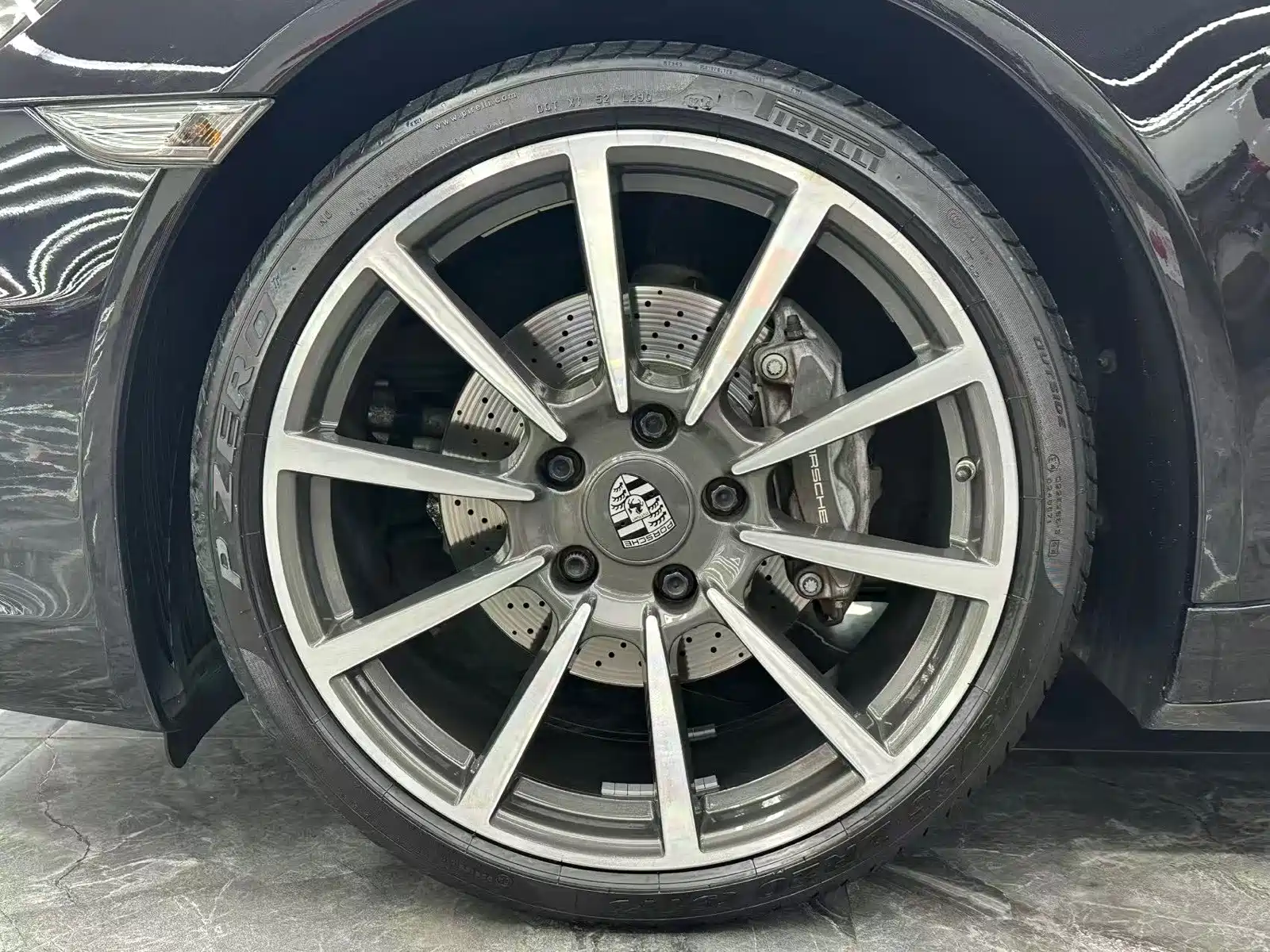 Photo 14 - Porsche 911