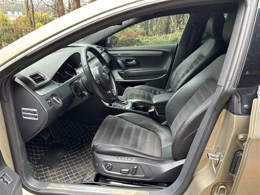 Volkswagen FAW-Volkswagen CC 2015 1.8TSI Luxury фото 11