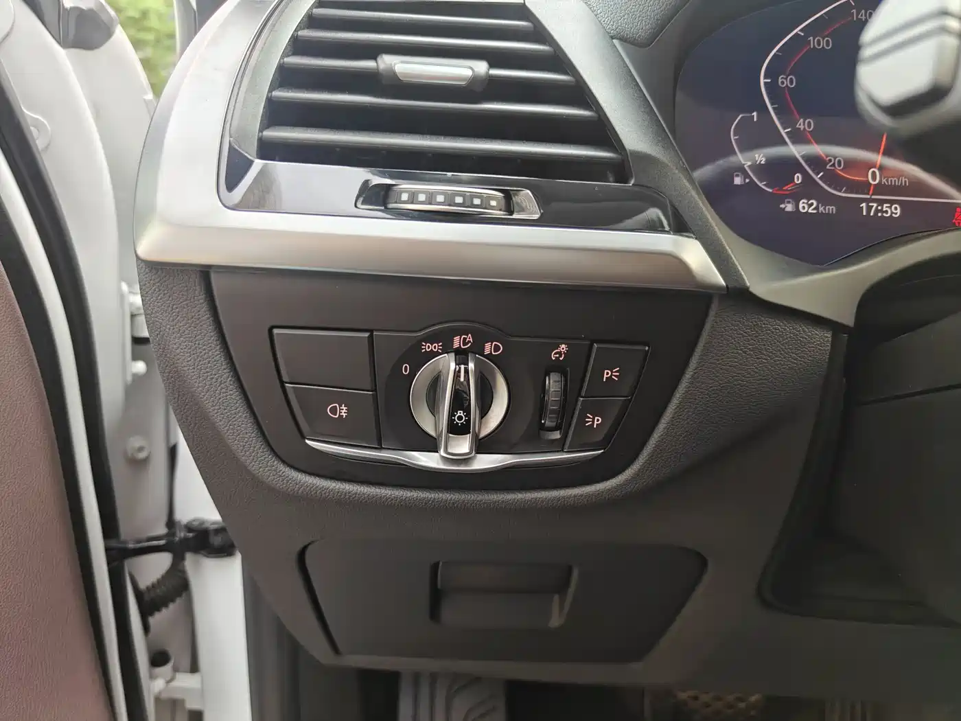 BMW X3 2021 xDrive25i Luxury Package фото 12