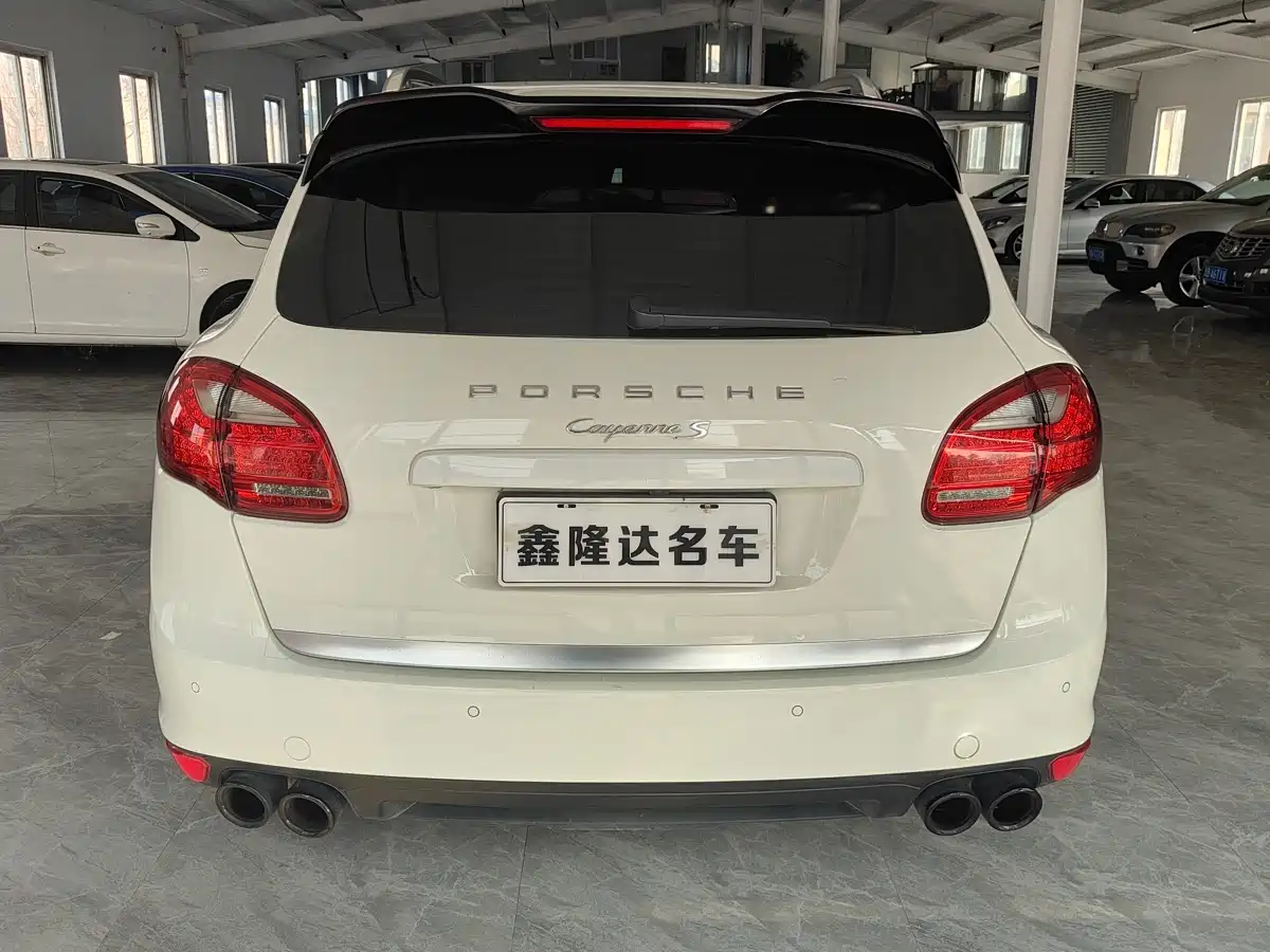 Porsche Cayenne 2011 Cayenne S 4.8L фото 5