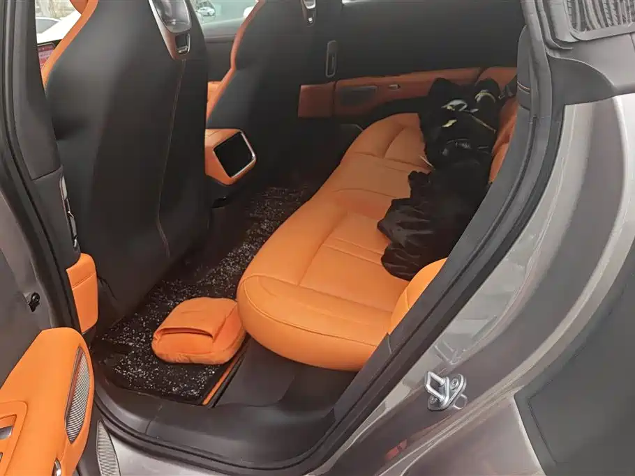 XIAOMI CAR XIAOMI YU7