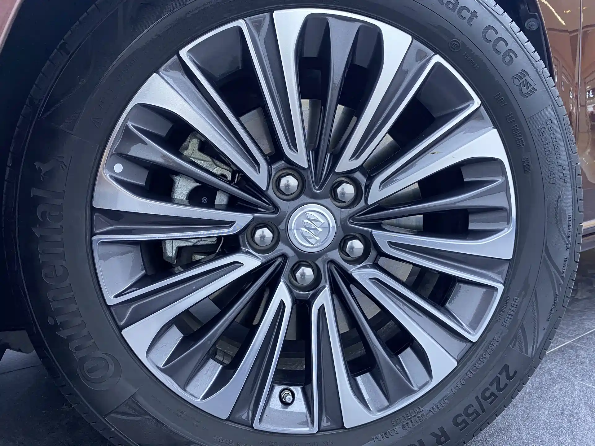 Фото 17 - Buick GL8