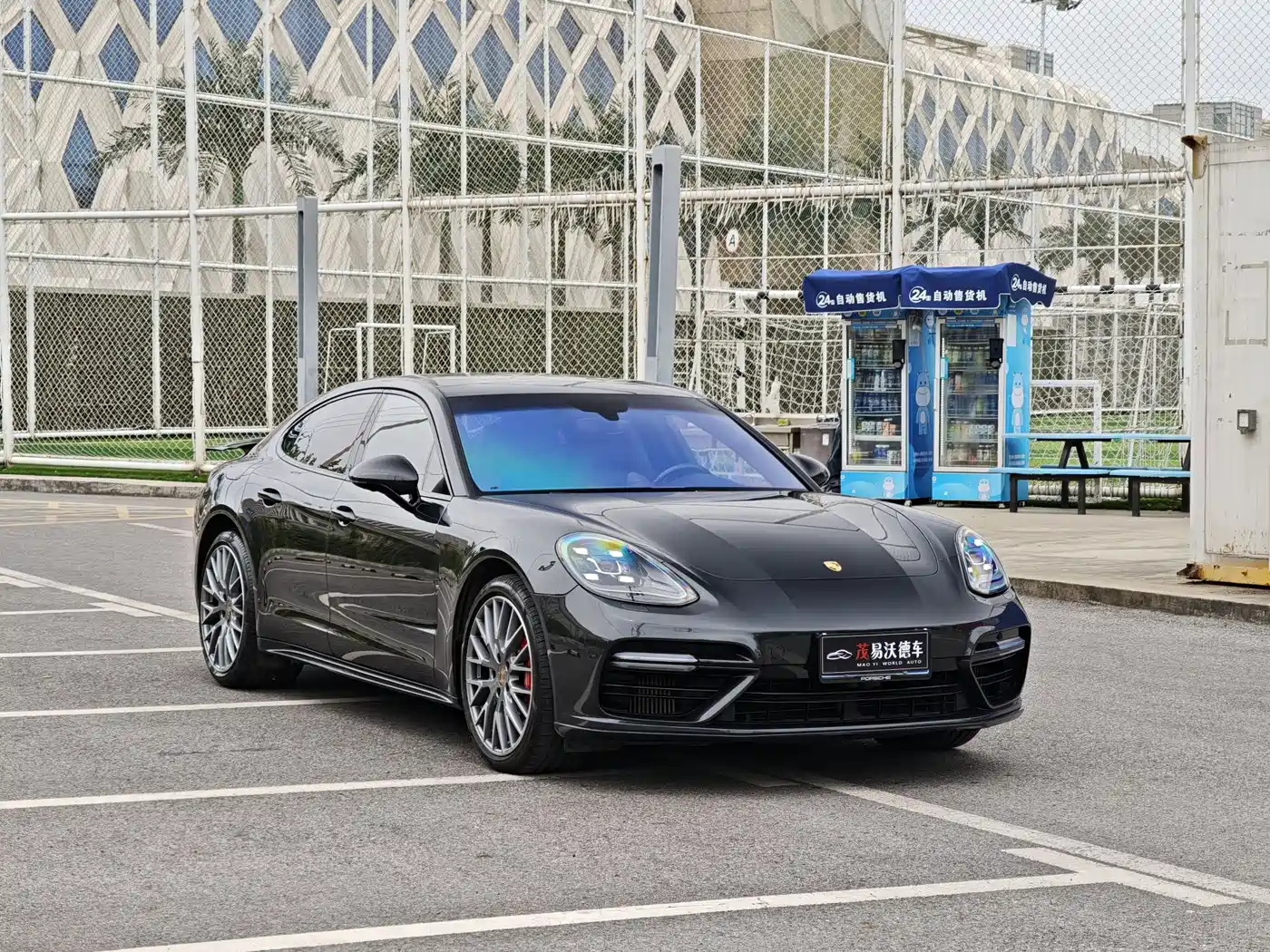Porsche Panamera 2017 Panamera Turbo 4.0T фото 3