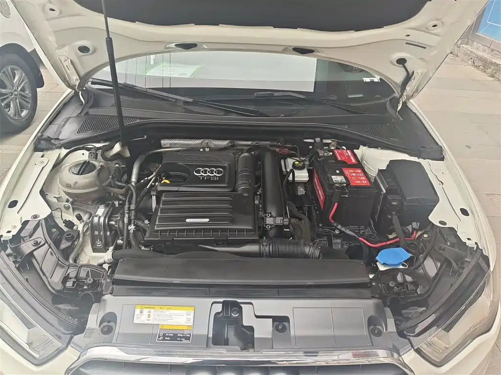 Audi A3 2014 Sportback 35 TFSI Automatic Fashion фото 20
