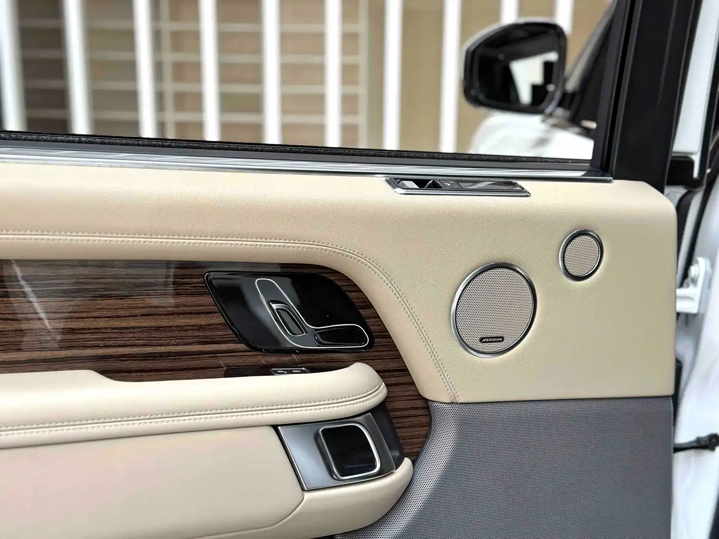 Land Rover Range Rover 2019 3.0 SC V6 Heritage Extended Edition фото 14