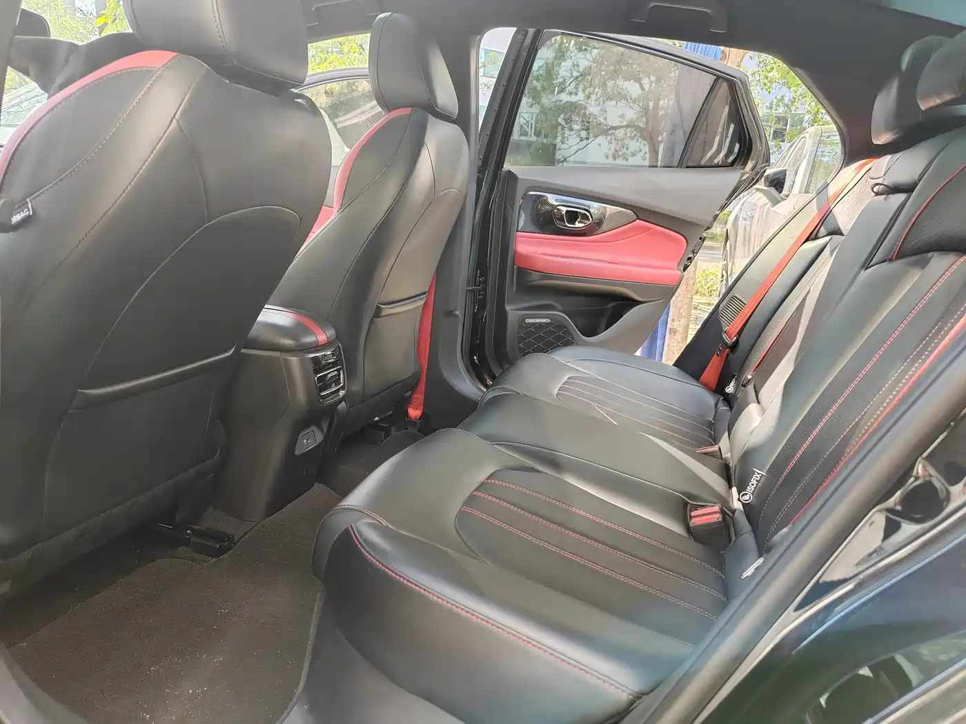 GAC Trumpchi Trumpchi Emkoo 2021 270T DCT J15 Edition фото 5