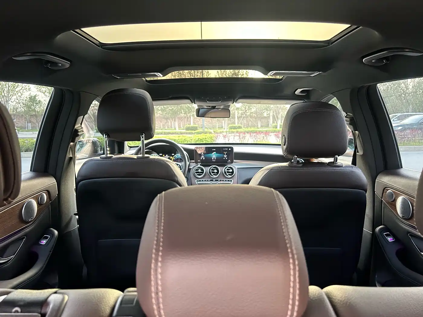 Mercedes-Benz GLC 2020 Facelift GLC 300 L 4MATIC Luxury фото 10