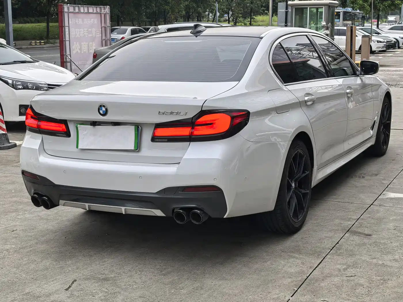 BMW 5-SERIES