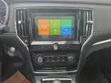 Фото 9 - Roewe RX5