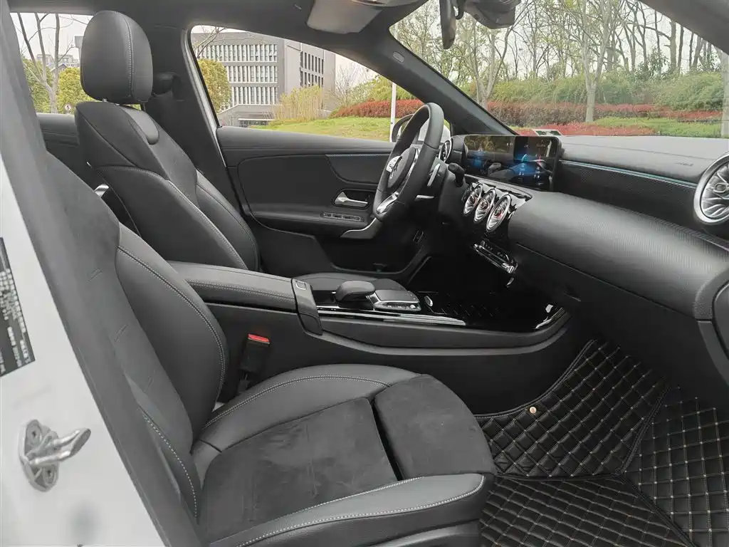 Mercedes-Benz A-Class 2022 Facelift II A 200 L Sport Sedan Fashion фото 23