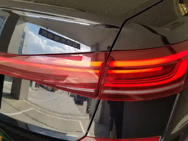 Фото 8 - Volkswagen Passat