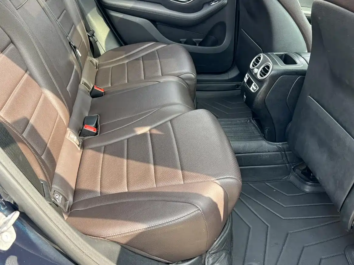 Mercedes-Benz GLC 2022 Model GLC 260 L 4MATIC Luxury Edition фото 11