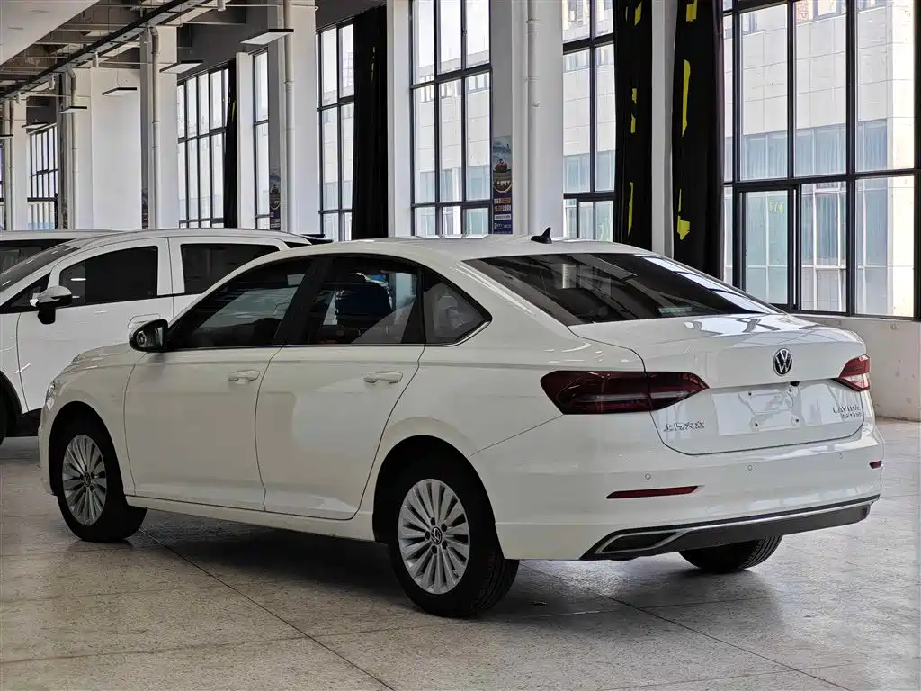 Volkswagen Lavida 2022 280TSI DSG Comfort Edition фото 4
