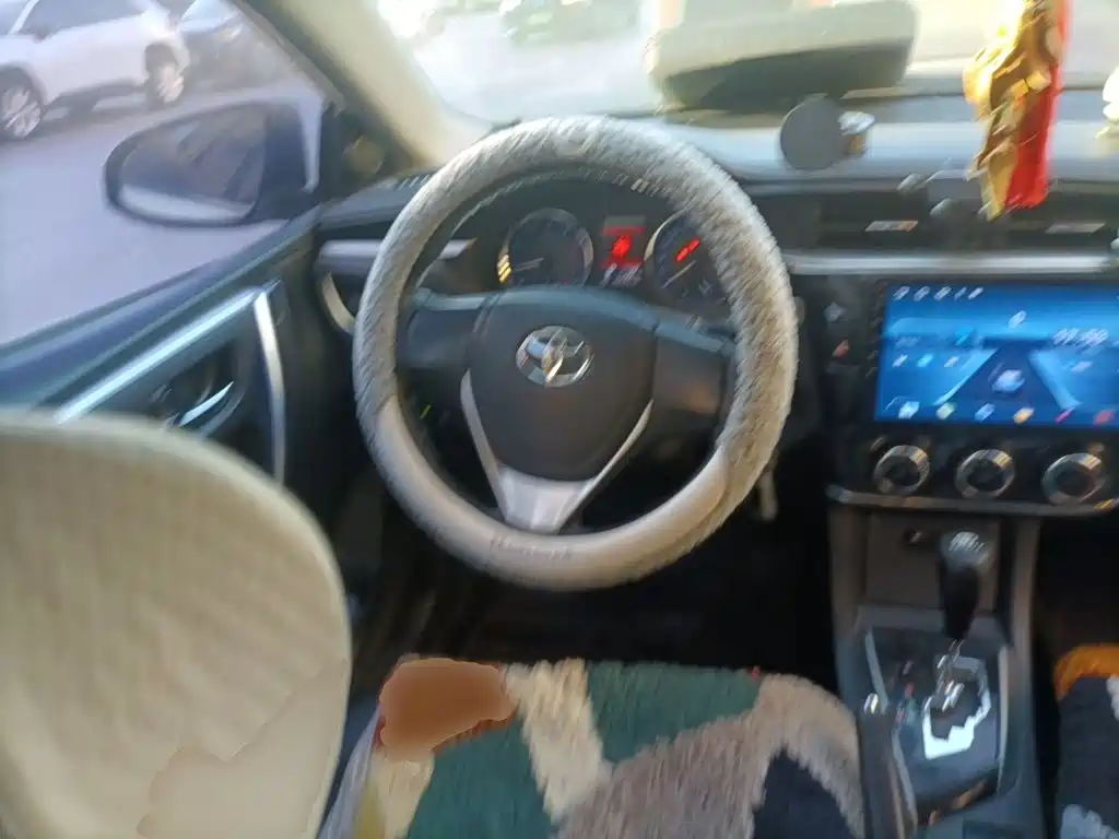 Photo 11 - Toyota Corolla
