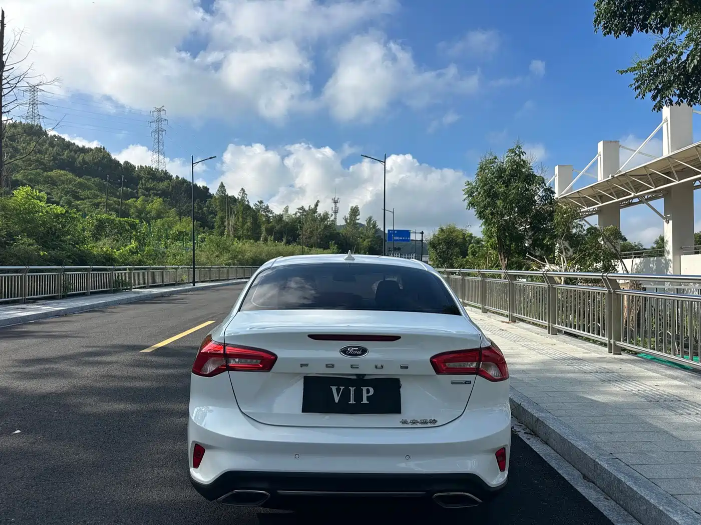 Ford Focus 2022 2021 Hatchback EcoBoost 180 Auto Trend