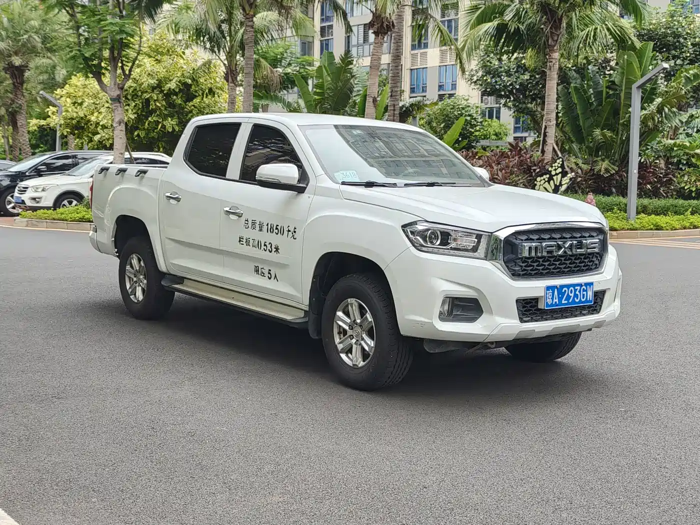 SAIC Maxus Maxus T70 2021 2021 2.0T Diesel Manual 4WD Australia Edition Standard Box High Chassis