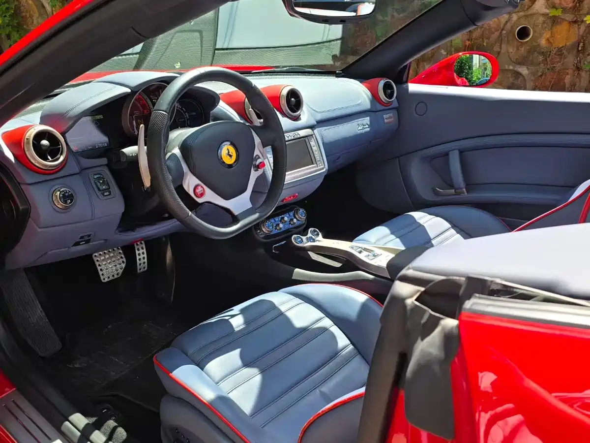 Ferrari California T 2010 2009 4.3L Standard