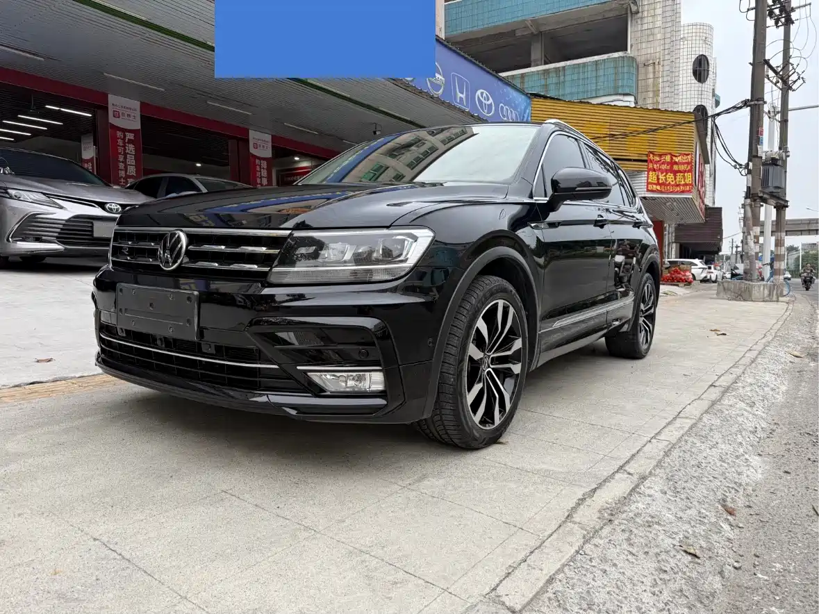 Volkswagen Tiguan L 2021 330TSI Automatic 2WD R-Line Premium