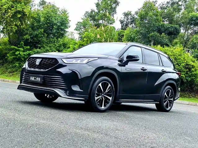 Toyota Crown Kluger 2023 2.5L HEV AWD Premium Edition