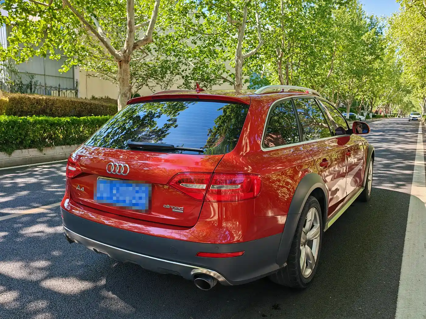 Audi A4 (Import) 2014 40 TFSI allroad quattro plus фото 5