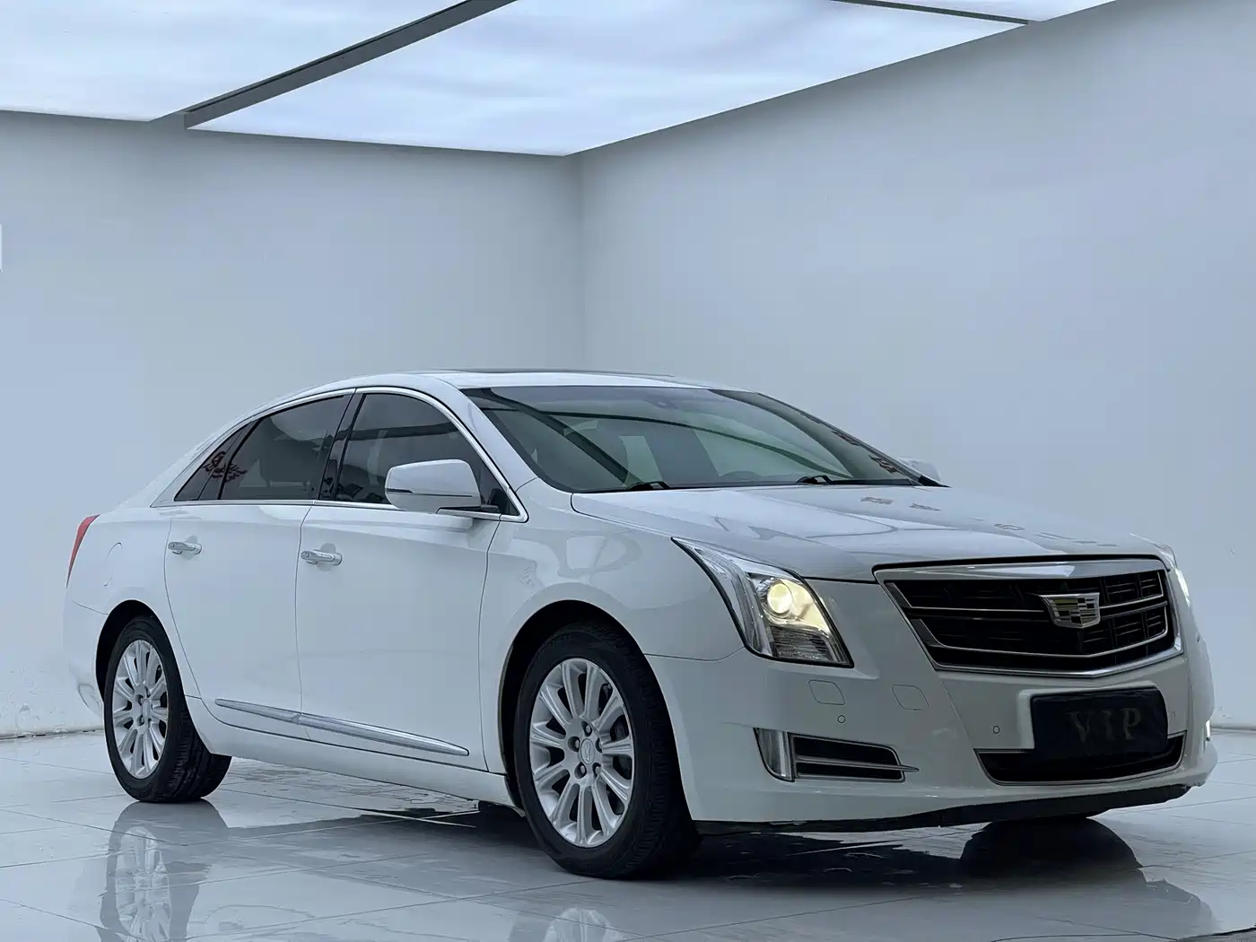Cadillac XTS 2017 28T Elite фото 3