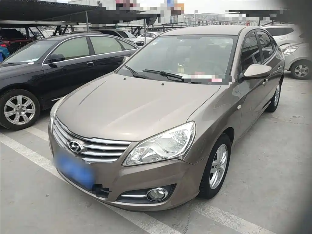 Hyundai Elantra 2015 1.6L Automatic Comfort фото 2