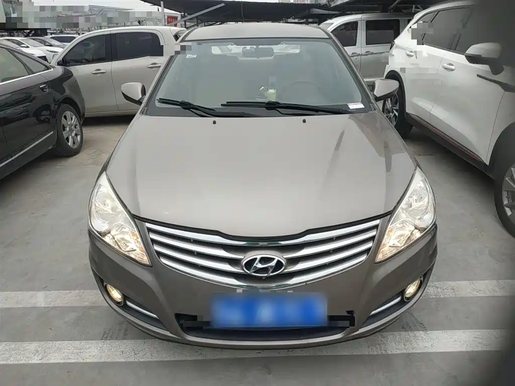 Hyundai Elantra 2015 1.6L Automatic Comfort фото 3