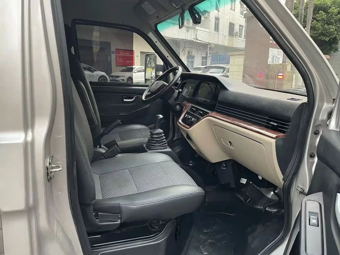 Changan Kuayue Kuayue King X5 2025 2022 1.6L Comfort Truck Single-row Dual-rear-wheel 3400mm Wheelbase 3.4m DAM16KR