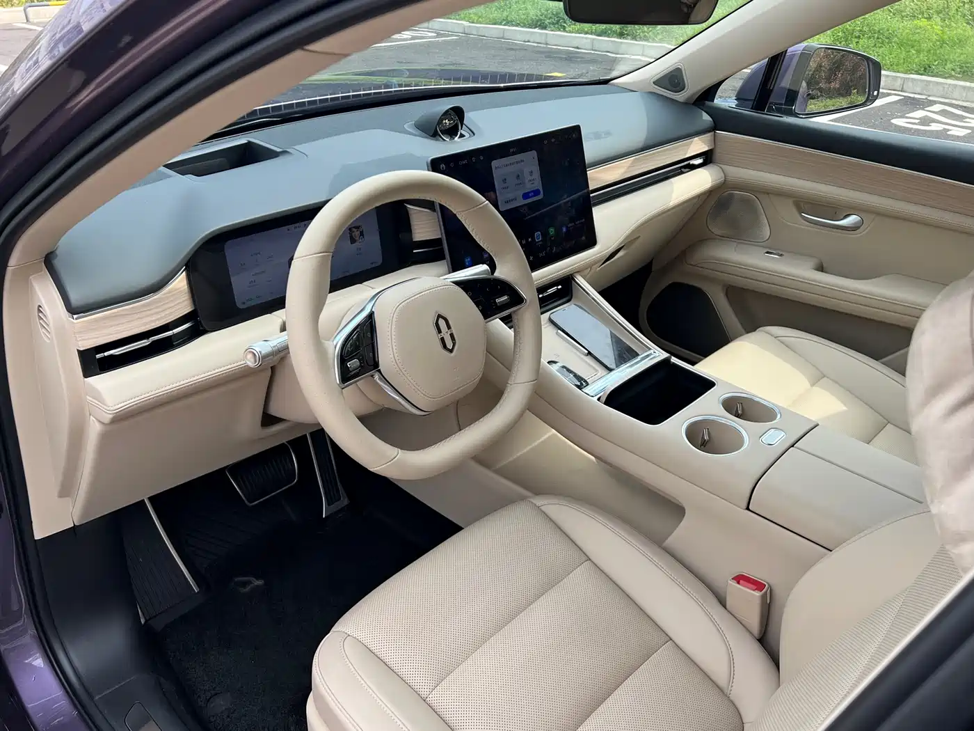 AITO Wenjie AITO M5 2025 Extended Range Ultra AWD фото 6