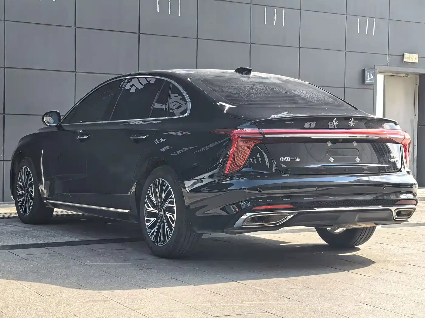 Hongqi H5 2026 2025 2.0T Automatic Flag Celebration 500,000 Units Anniversary Edition