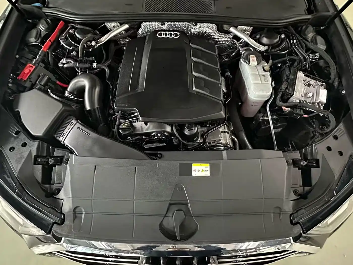 Audi A6L 2023 45 TFSI quattro Premium Elegance фото 18
