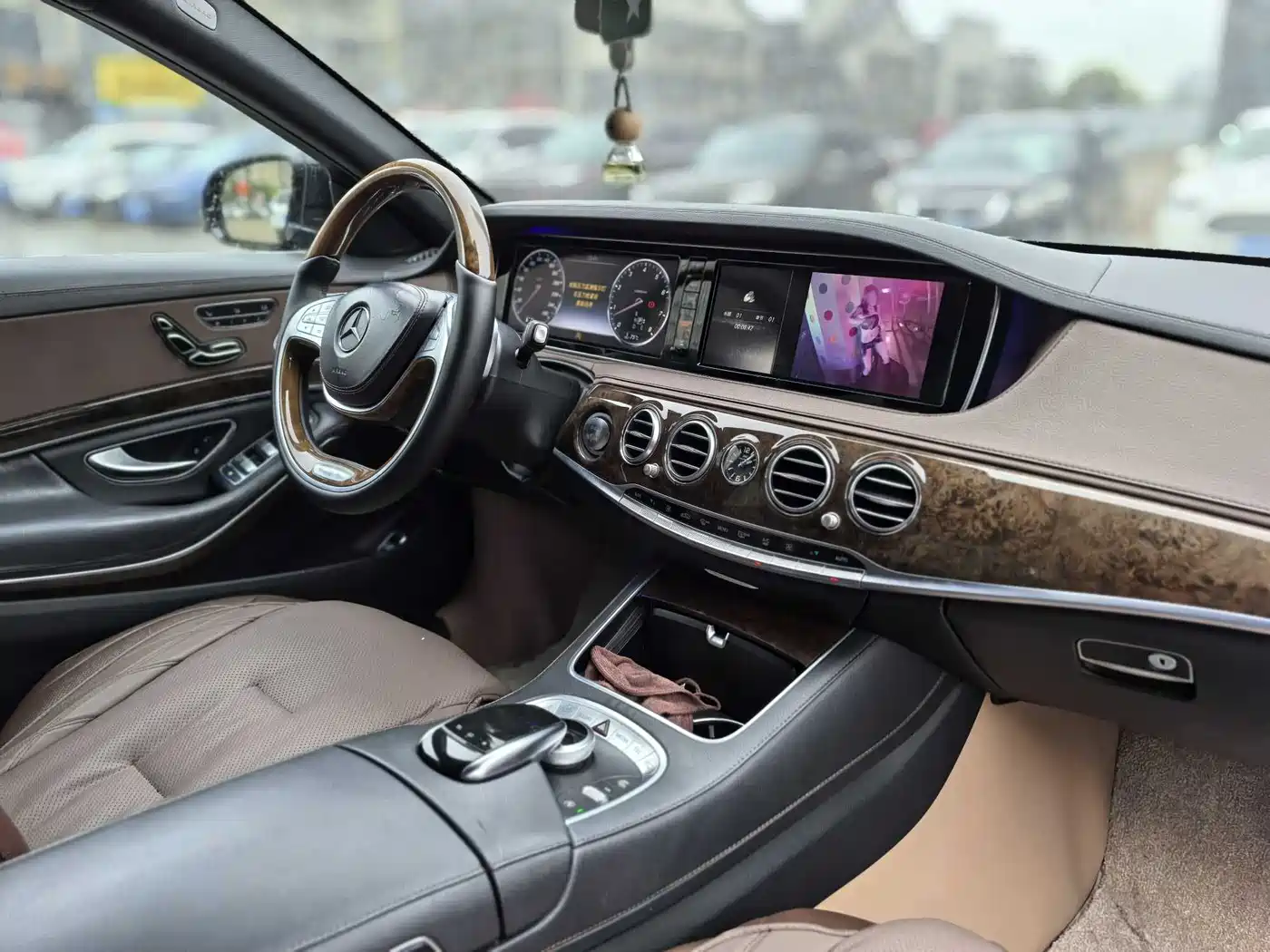 Mercedes-Benz Maybach S-Class 2015 S 400 4MATIC фото 13