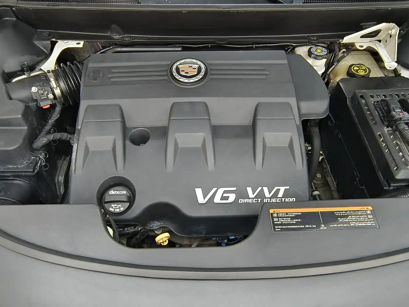 Cadillac SRX 2014 3.0L Flagship Model фото 28