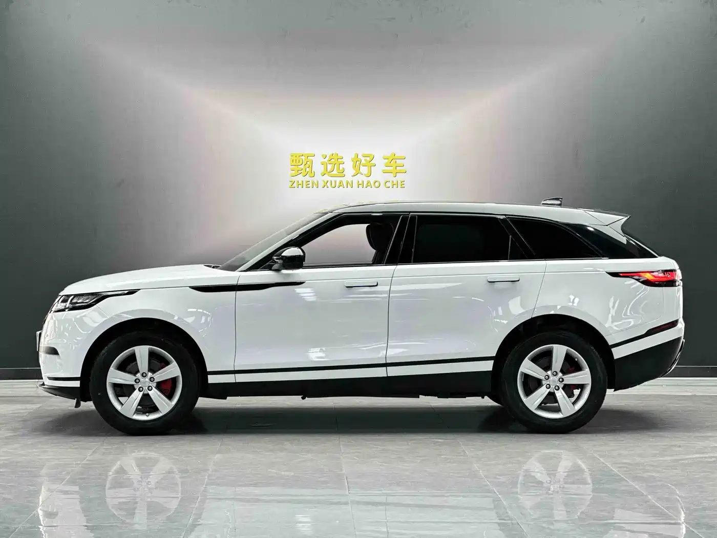 Land Rover Range Rover Velar 2020 P250 фото 2