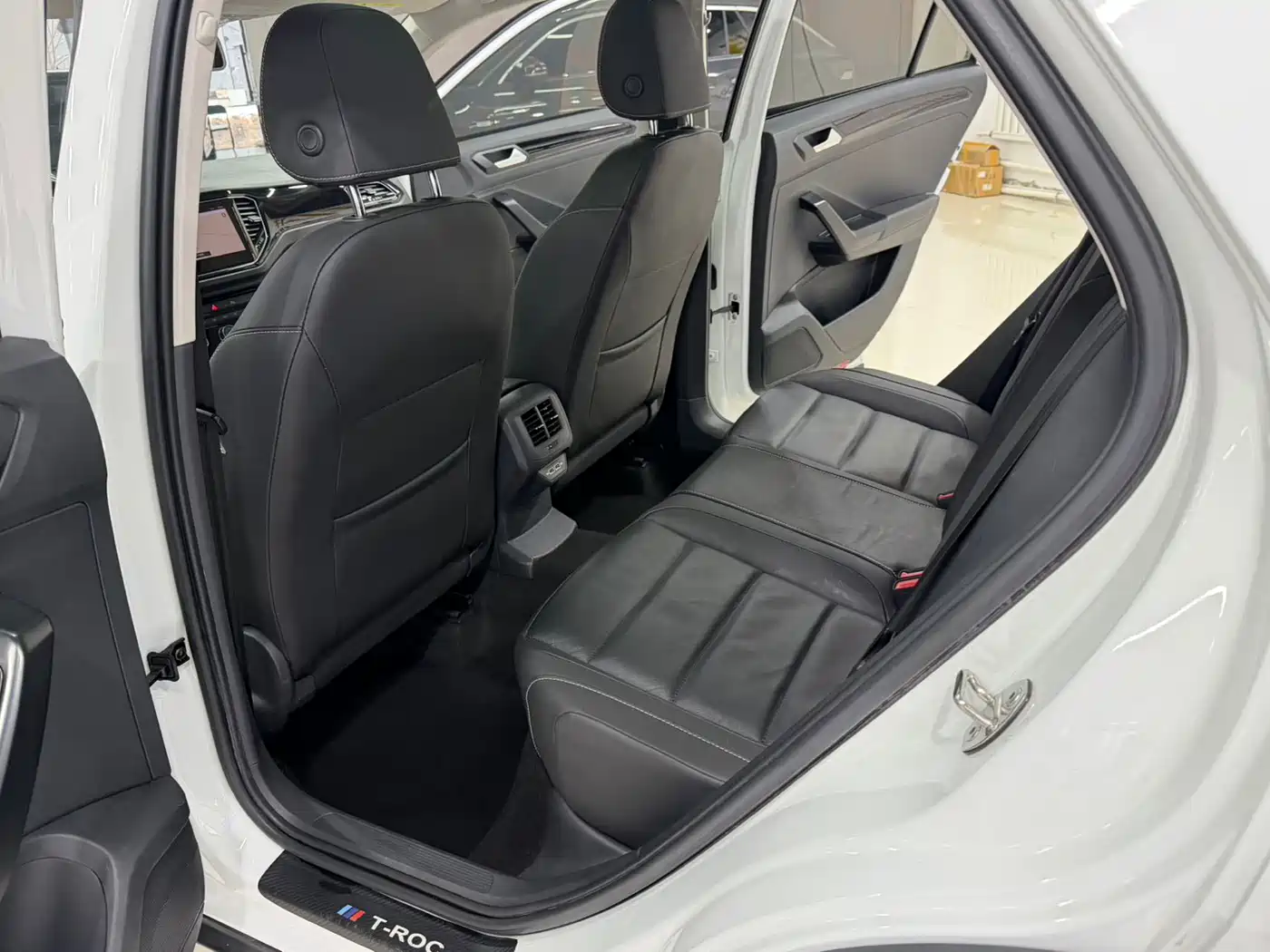 VOLKSWAGEN T ROC EXPLORING SONGS