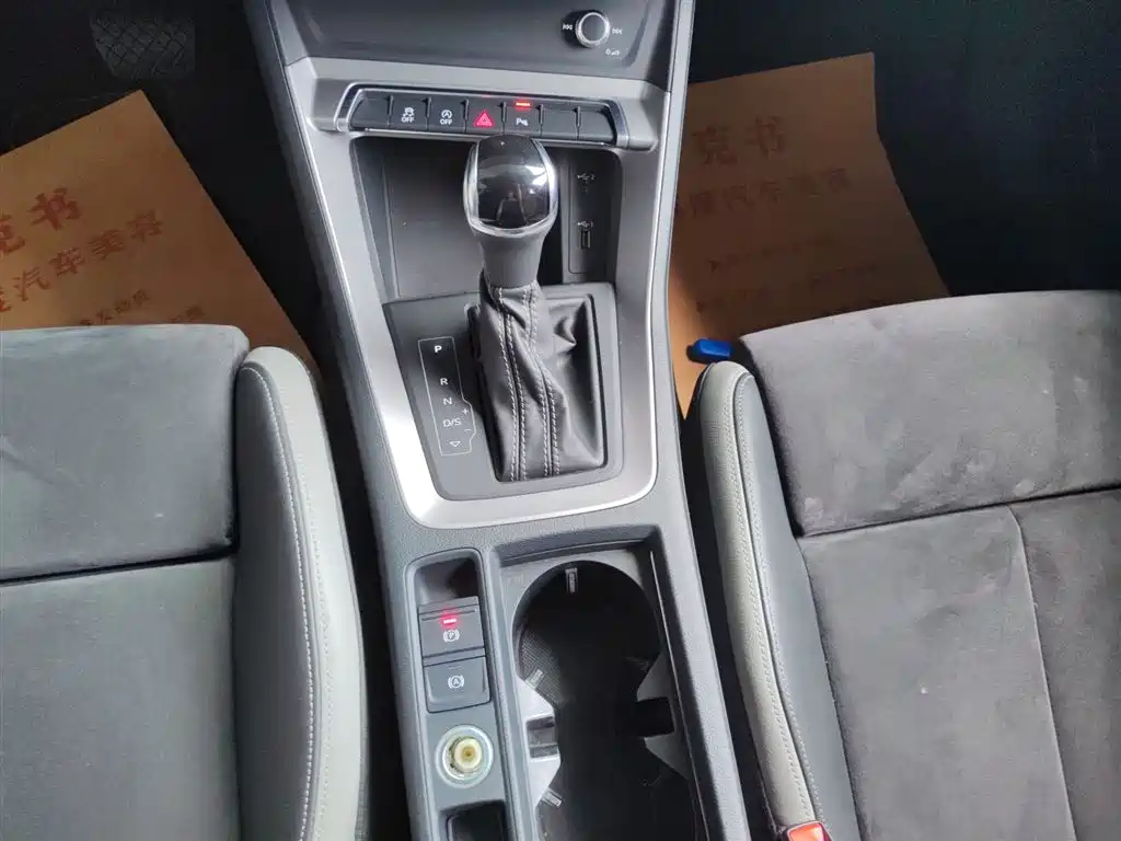 Audi Q3 2019 35 TFSI Progressive Sport фото 14