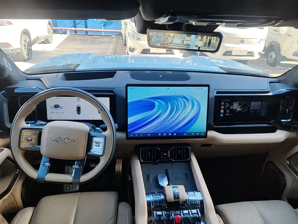 Fang Cheng Bao Leopard 8 2026 2025 Zhiyong Flagship 6-Seater